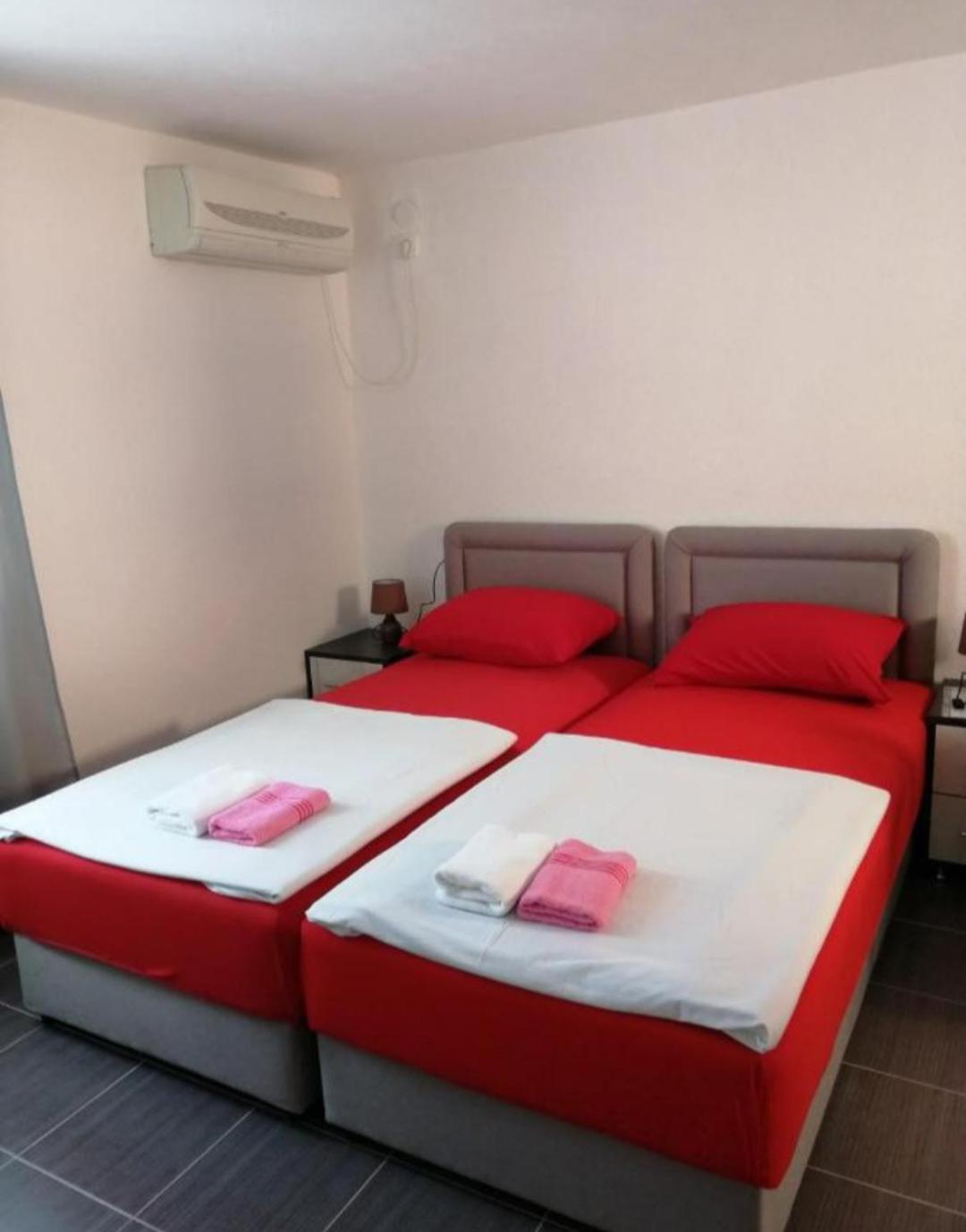 Sara Apartments 부드바 객실 사진